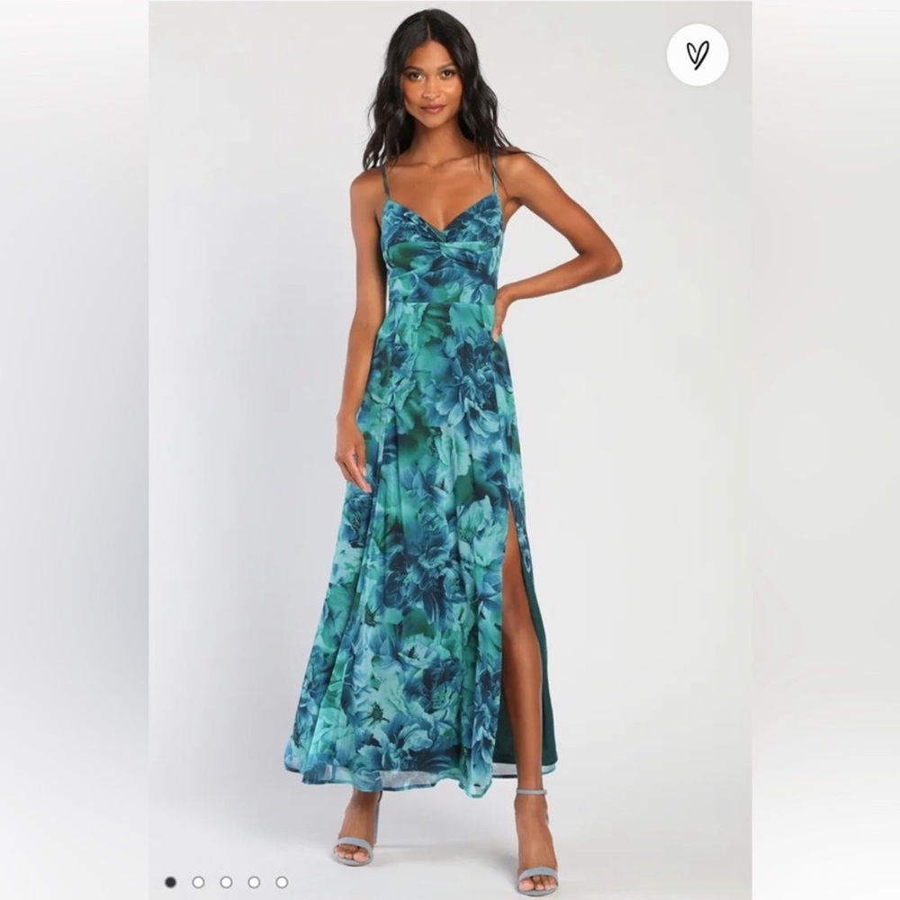 Elegant Blue Floral Maxi Dress